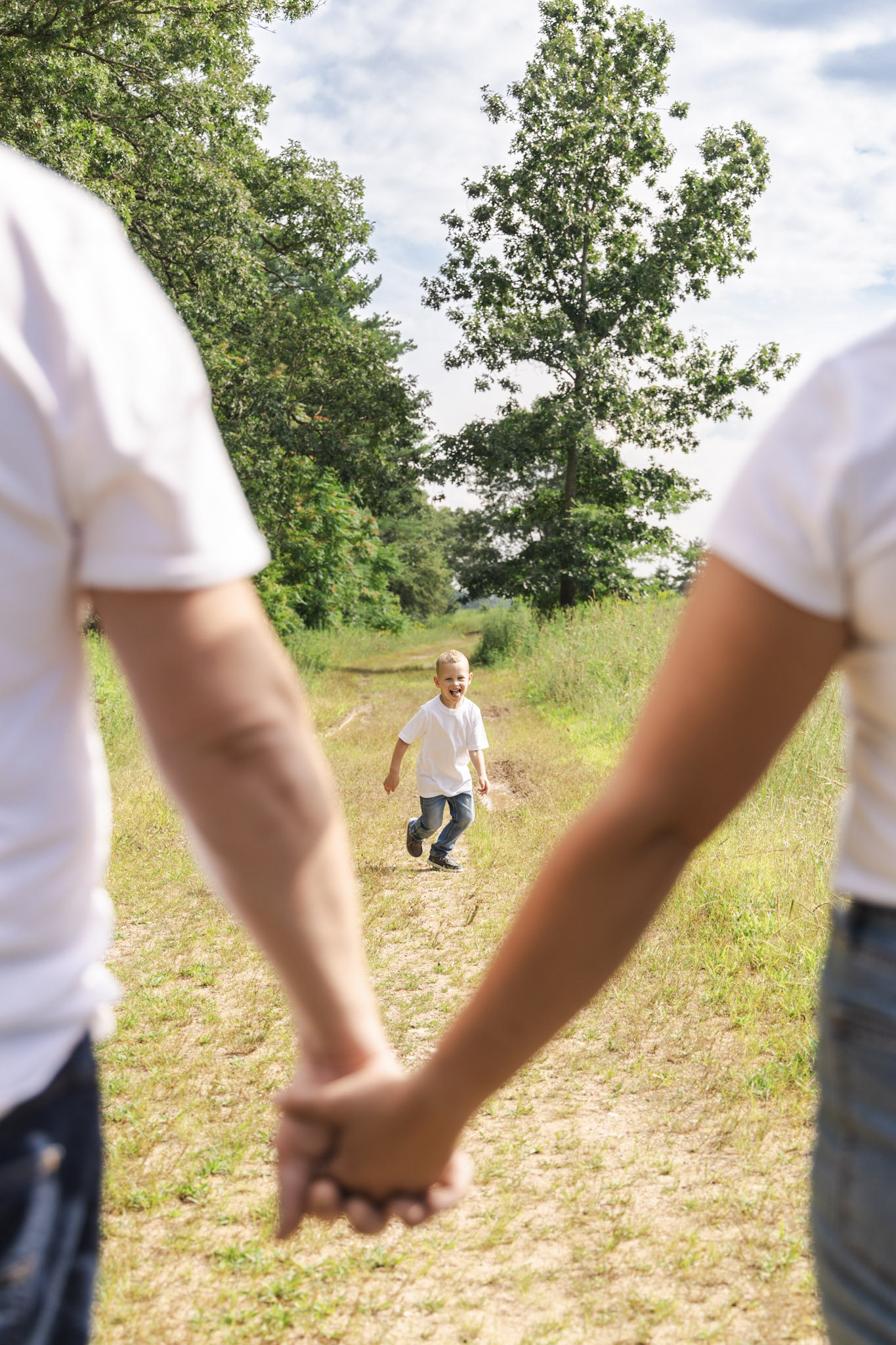 Family session outdoors in warm natural light