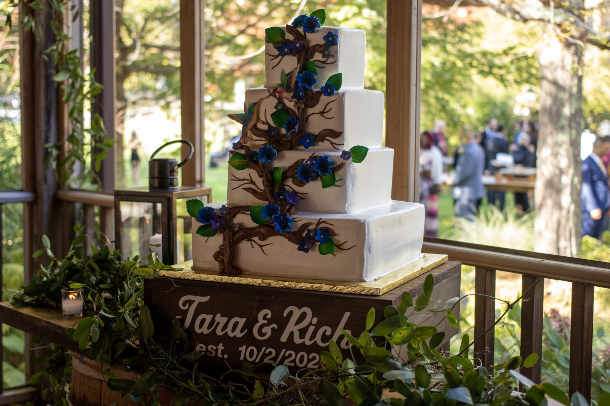 Wedding cake detail with floral decoration